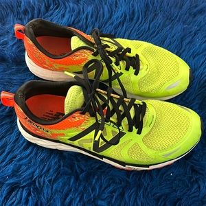 NB 1500V3 Phantom Fit Racing Sneakers - Size 9.5 Men's